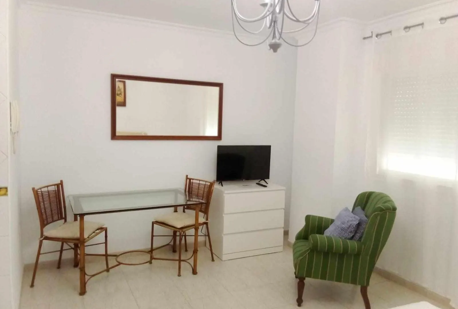 Coqueto Estudio En Calle Vela Benalmadena