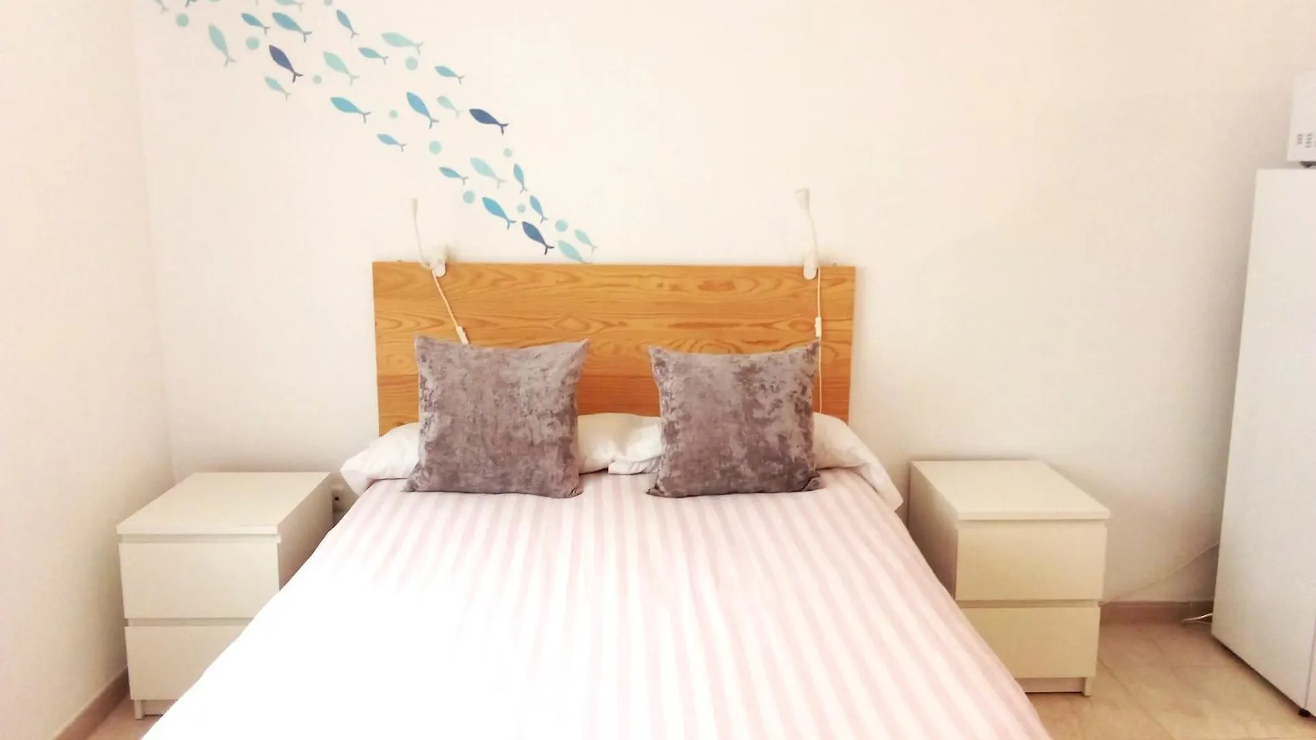 Coqueto Estudio En Calle Vela Benalmadena 0*,  Spain