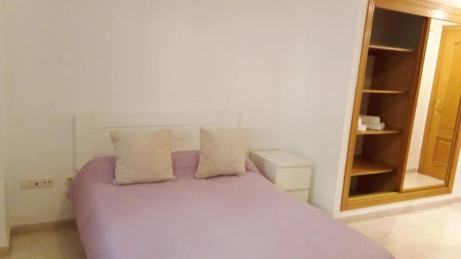 Coqueto Estudio En Calle Vela Benalmadena 0*,  Spain
