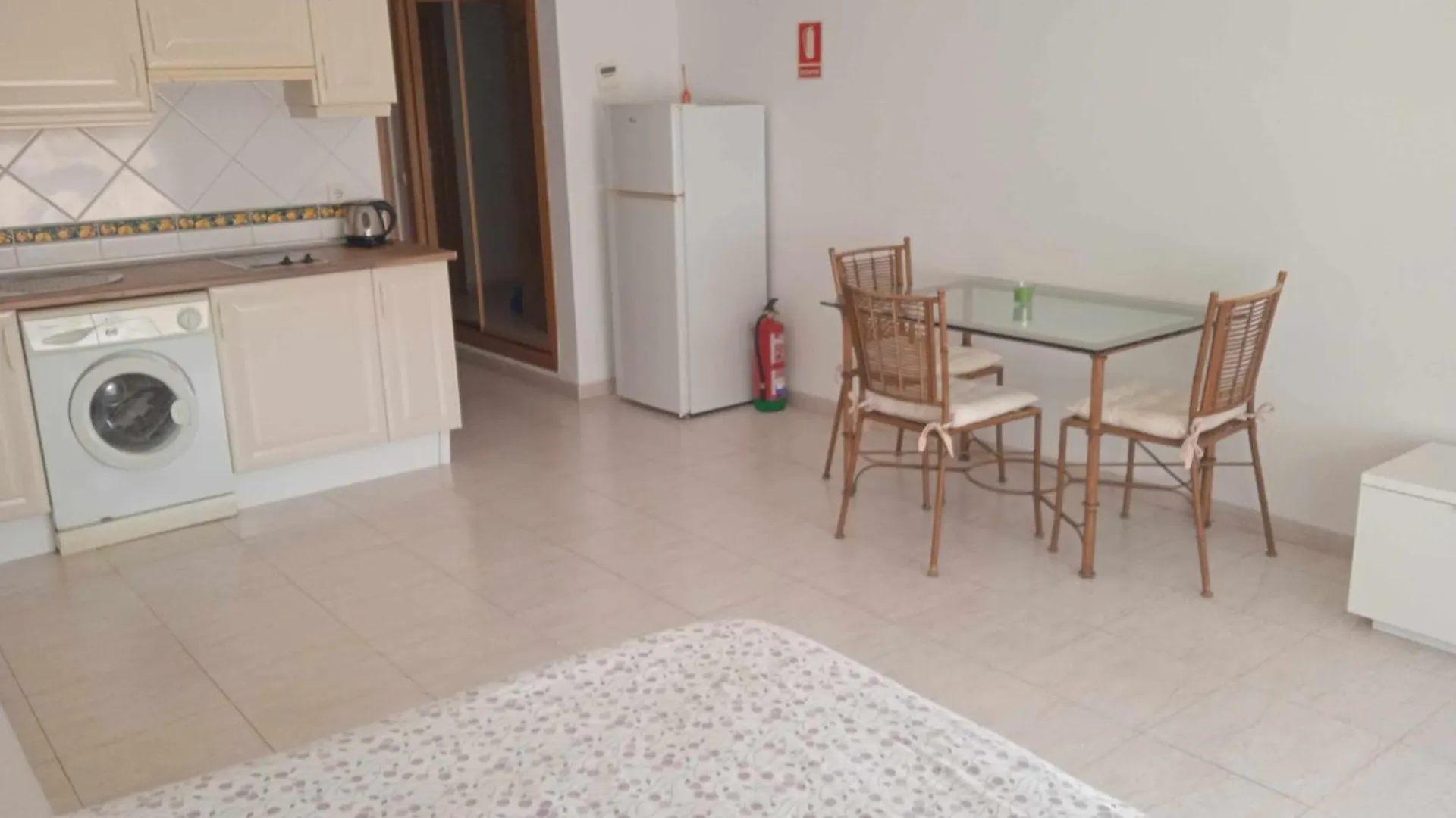 Coqueto Estudio En Calle Vela Benalmadena 0*,  Spain
