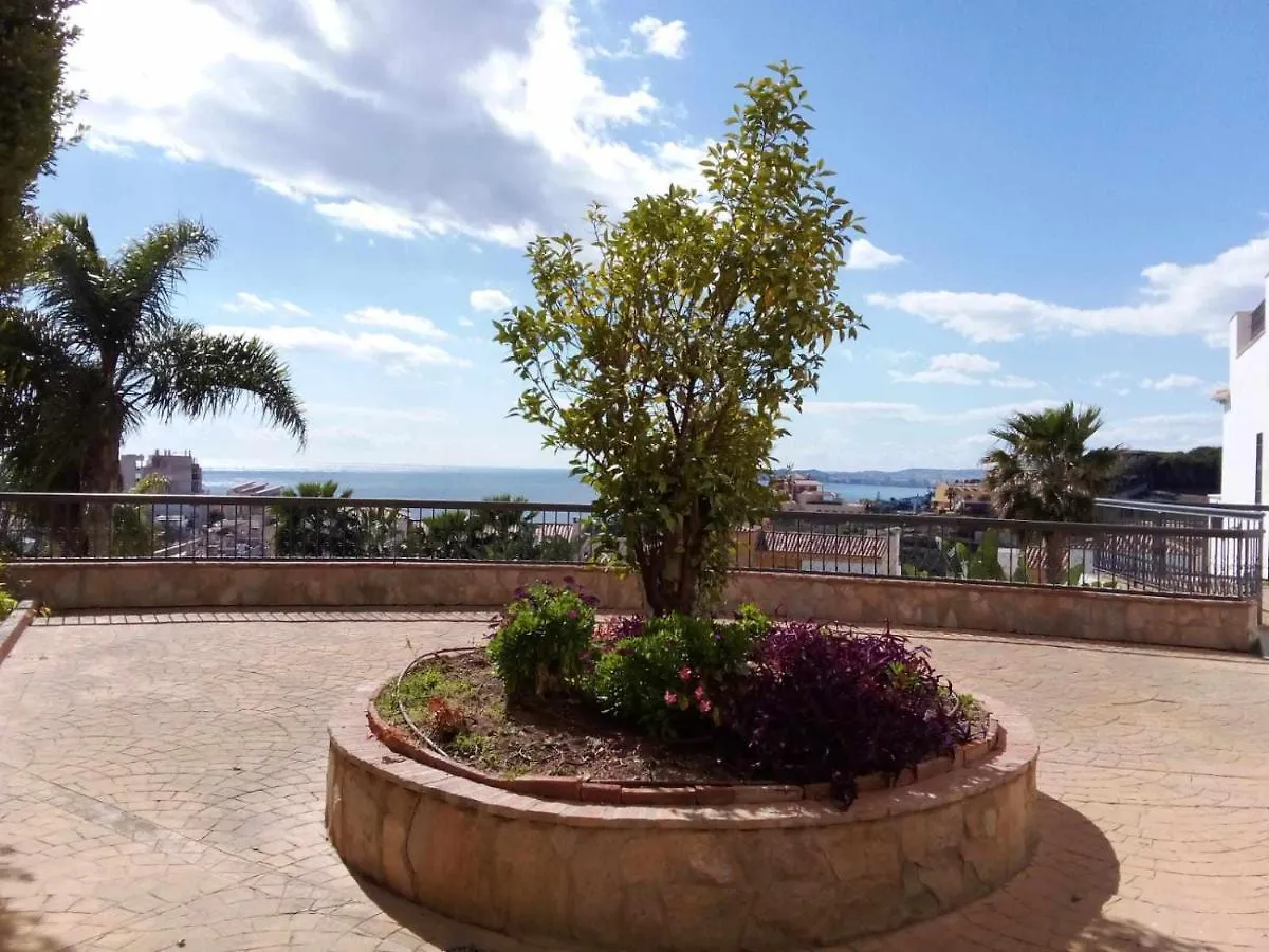 Coqueto Estudio En Calle Vela Benalmádena