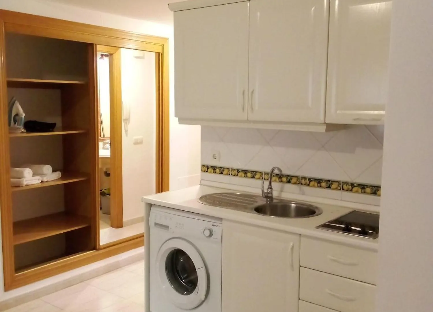 Coqueto Estudio En Calle Vela Benalmádena